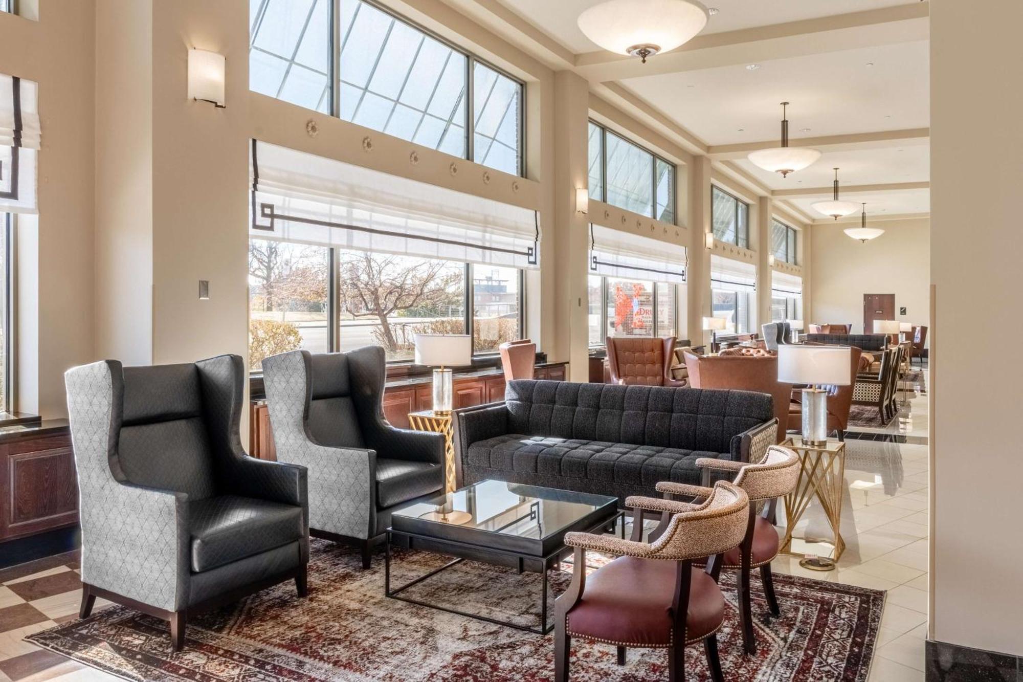 Drury Plaza Hotel Broadview Уичита Экстерьер фото